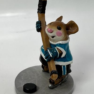 Wee Forest Folk Slap Shot Ms-20 Expo special S Sharks Hockey player