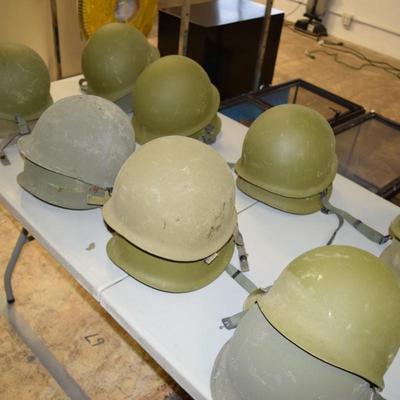 20 Army Helmets