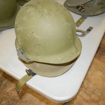 20 Army Helmets