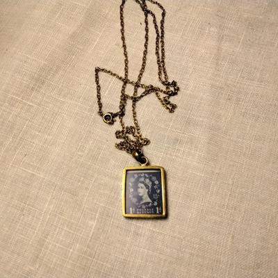 28" Queen Elizabeth Postage Stamp Necklace