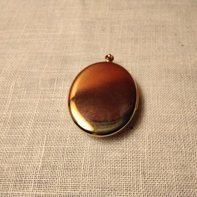 10 ct GF  Genuine Shell Cameo Locket