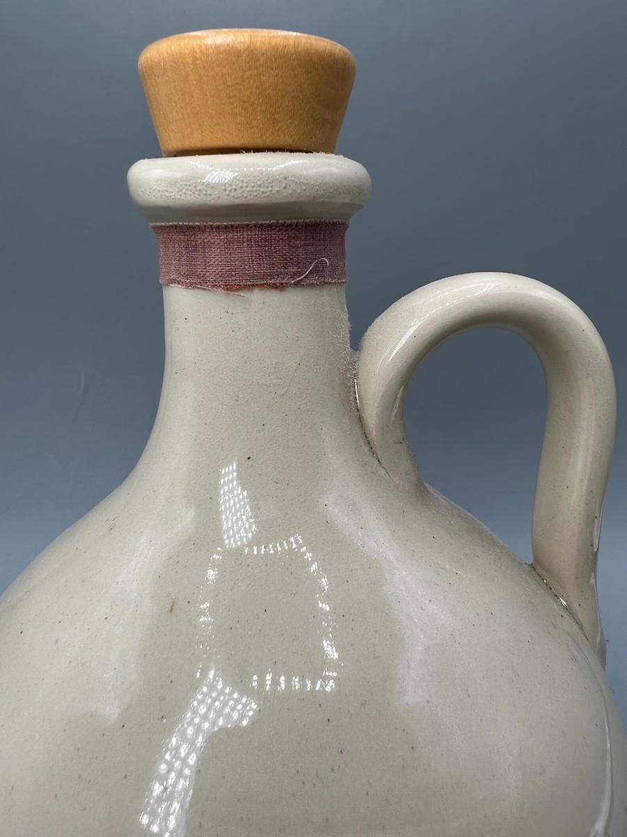Vintage James Beam Bronte Liqueur Ceramic Corked Decanter Bottle Jug