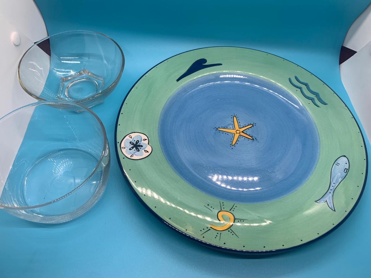 Brushes handpainted KIC, 2 glass bowls