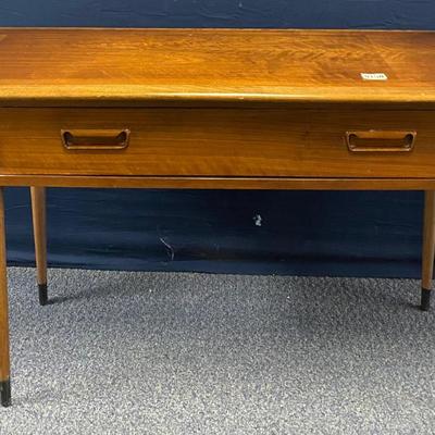 Lane Acclaim Console Mid Century Table