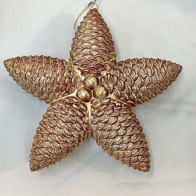 Lot 1507 Lot of Faux Pinecone Ornaments ( 7 )