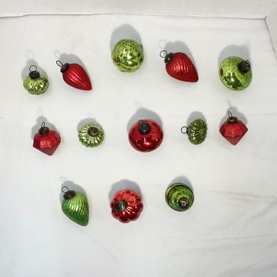 Lot 1510 Lot of Vintage Red / Green Clothtique Mercury Glass Ornaments