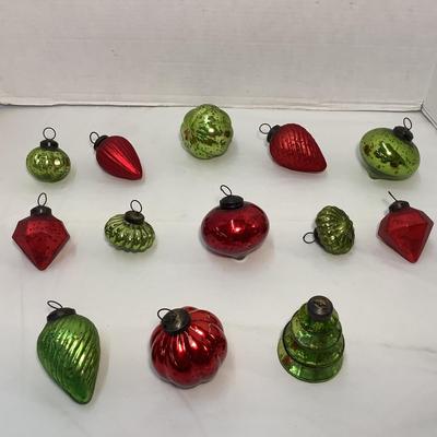 Lot 1510 Lot of Vintage Red / Green Clothtique Mercury Glass Ornaments