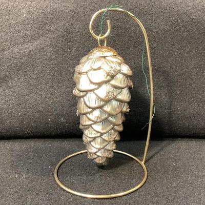 Lot 1512 Lot of Department 56 Large Faux Gold Glass Pinecone