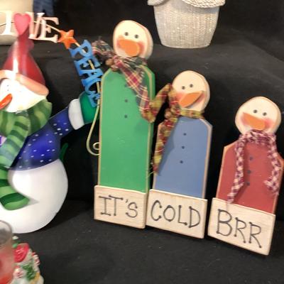 Lot 1514. Lot of Snowman Decorations