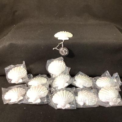 Lot 1524 Lot of NEW IN PKG Department 56 White Shell Ornaments ( 3.75â€ )
