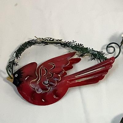 Lot  1557 Lot of Wooden/Metal Cardinal Ornaments