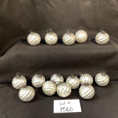 Lot 1560. Lot of Vintage White with Silver Mercury Glass Christmas Bulbs  ( 15 )