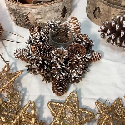Lot 1564  Lot of Christmas Decor, Bark Garland / Twig Gold Stars / Cardinal with Nest / Pinecone Candle Holder