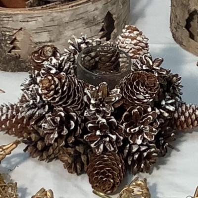 Lot 1564  Lot of Christmas Decor, Bark Garland / Twig Gold Stars / Cardinal with Nest / Pinecone Candle Holder
