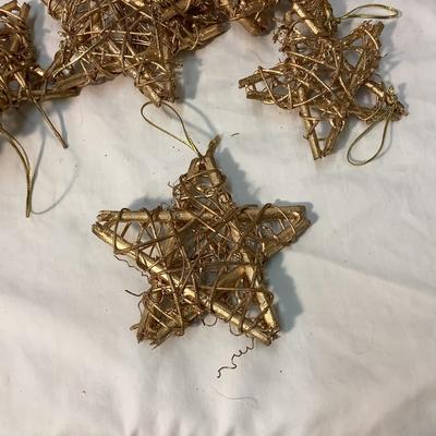 Lot 1564  Lot of Christmas Decor, Bark Garland / Twig Gold Stars / Cardinal with Nest / Pinecone Candle Holder