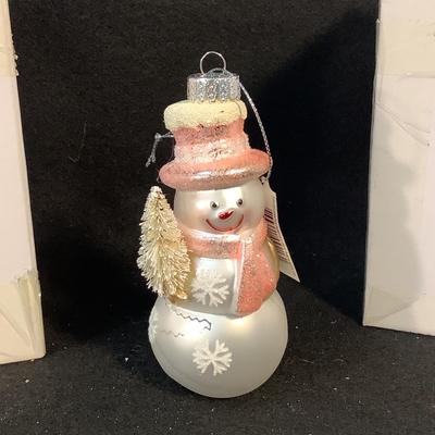Lot 1566 Lot of Six NEW IN BOX White Snowmen with Pink Scarves Glass Ornaments