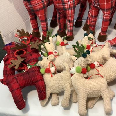 Lot 1570 Reindeer Tree Starter Lot ( Tree not included )