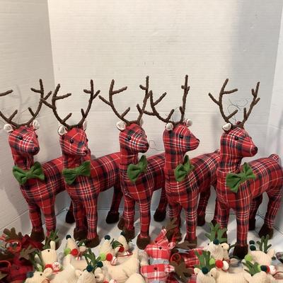 Lot 1570 Reindeer Tree Starter Lot ( Tree not included )