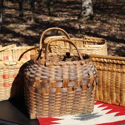 GROUPING OF FOUR WINNEBAGO BASKETS & NAVAJO WEAVING