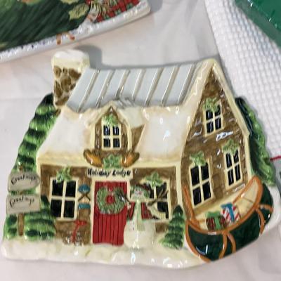 Lot 1587. Holiday Platters/Napkin Tree/Tea Towels