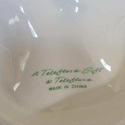 Floral teacup