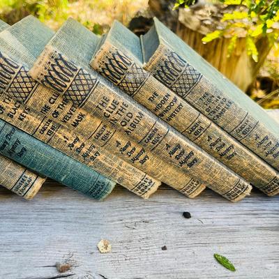 Lot of 15 Nancy Drew Books