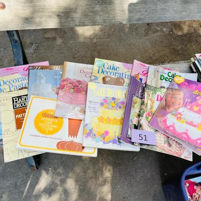 Wilton & other Cake Decorating books