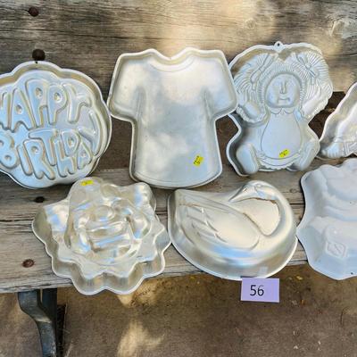 Lot of 10 Wilton Cake Pans Cabbage Patch Scooby Do & more