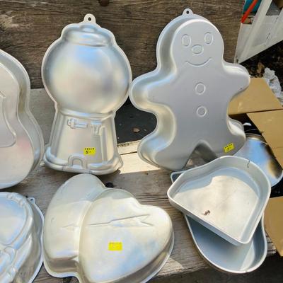 Lot of Wilton Cake Pans