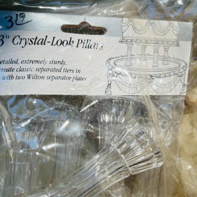 Wilton Plastic Cake Tiers & columns