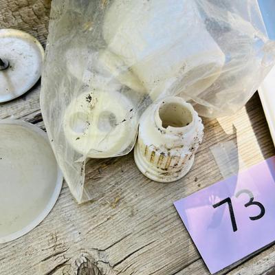 Wilton Frosting tips & other