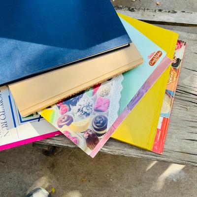 Wilton & Other Cake Decorating Books