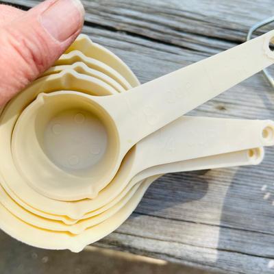 Lot of kitchenware
