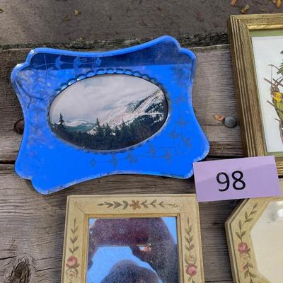 Lot of pictures & mirrors