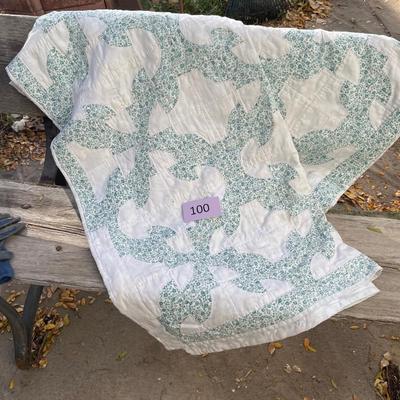 Full size Antique Drunkard's Path quilt