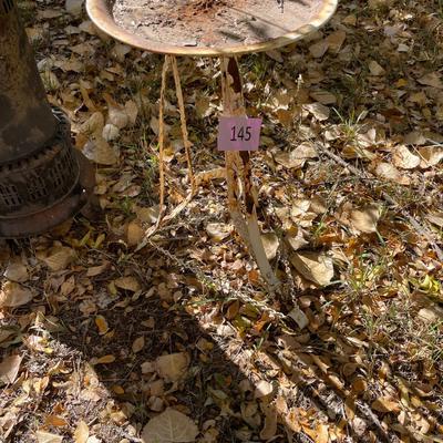 Metal table/ Plant stand