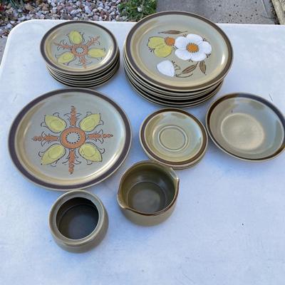 Vintage 70s Dinnerware grouping!