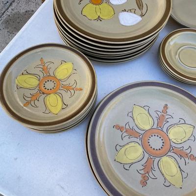 Vintage 70s Dinnerware grouping!
