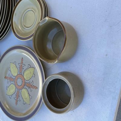 Vintage 70s Dinnerware grouping!