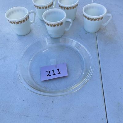 Pyrex Butterfly Gold mugs