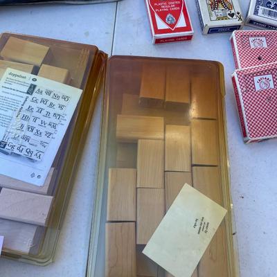 Tub of cards & stamps