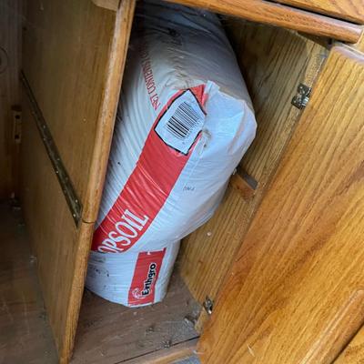 Top Soil and Kitty litter