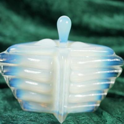 PAIR OF ART GLASS PERFUME BOTTLES TO INCLUDE CASED TEAL/ OPALESCENT DECO STYLE