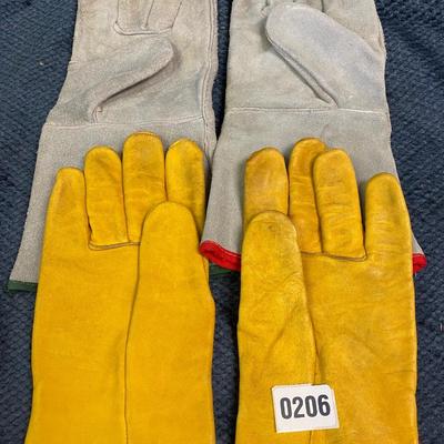 Gloves