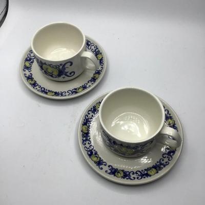 2 VILLEROY BOCH CUPS SAUCERS Clacquesin Cadiz
