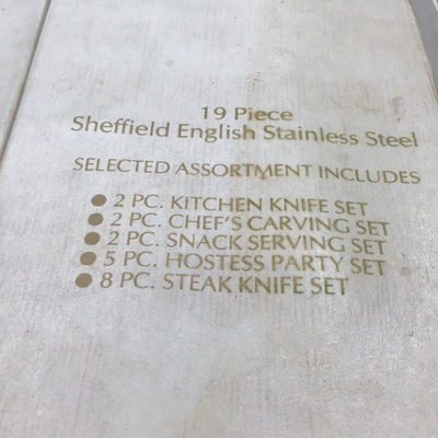 Regent Sheffield English Blades 19 Piece Treasure Chest