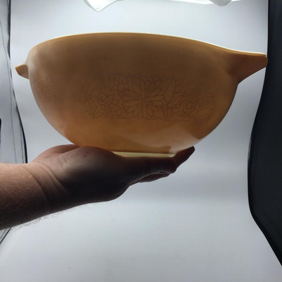 Pyrex 443 Woodland Cinderella Mixing Bowl