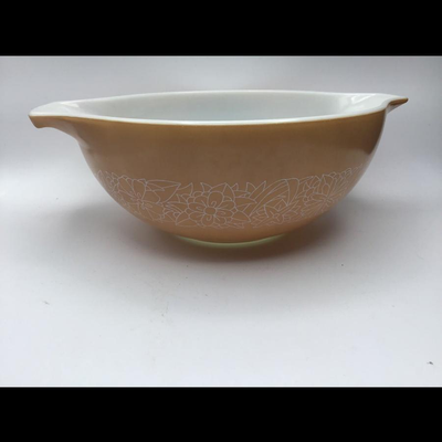 Pyrex 443 Woodland Cinderella Mixing Bowl
