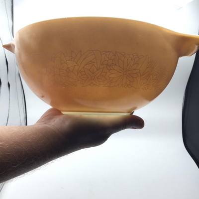 Pyrex 443 Woodland Cinderella Mixing Bowl