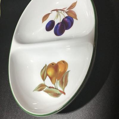 Royal Worcester Evesham Vale Oval Divided Vegetable Bowl